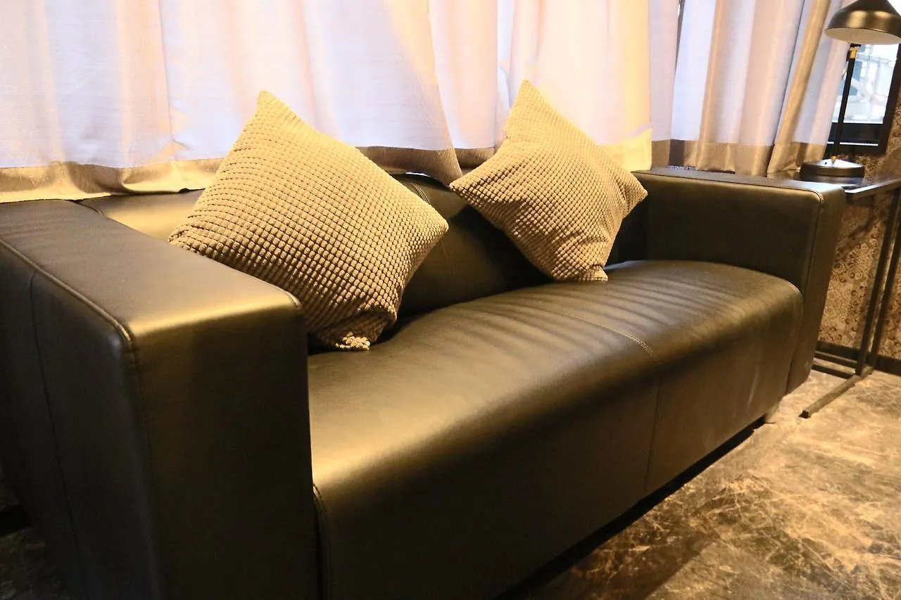 Prime Inn Shinsaibashi Ōsaka 0*,